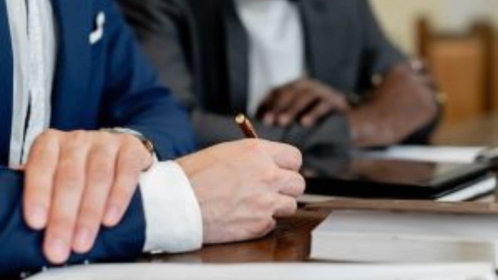 Construindo uma carreira de sucesso na área de segurança empresarial: dicas práticas 4 construindo uma carreira de sucesso na área de segurança empresarial dicas práticas