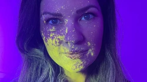 spray de smartwater dado às vítimas de abuso doméstico violencia contra mulher