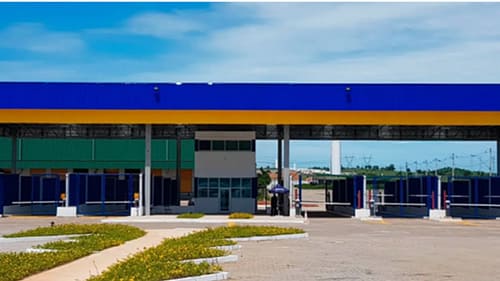 portaria da unidade dutra v do centro logístico da gb armazéns, equipado com cancelas da came