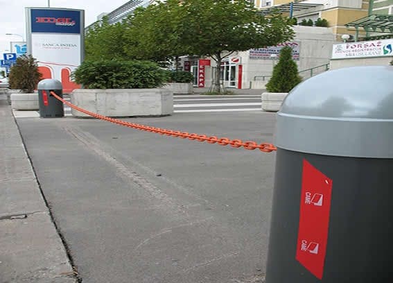 Estacionamentos buscam tecnologia para atender demanda por vagas nas grandes cidades 2 Delimitador de espaços