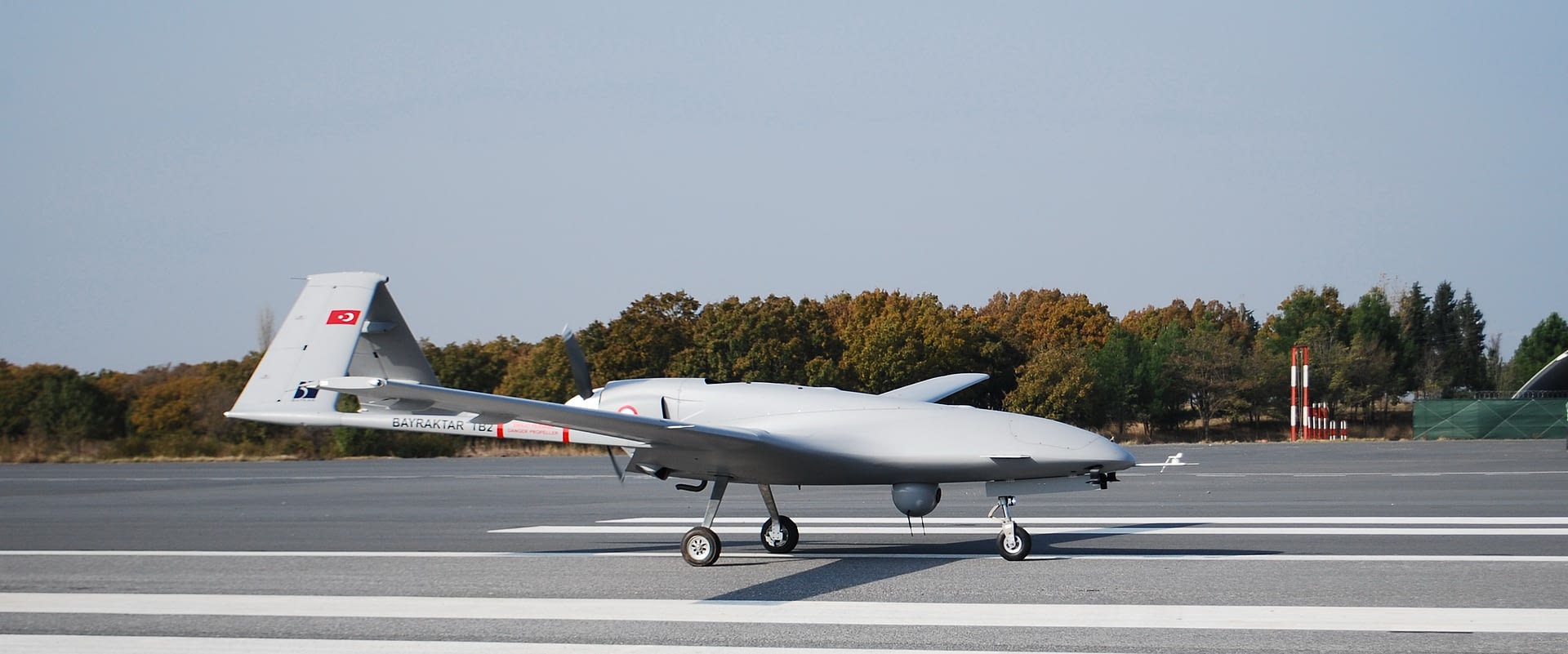 As 10 Armas Mais Destruidoras da Guerra da Ucrânia: Conheça as Mais Poderosas 11 Drone Bayraktar TB2 – O Olho do Céu Ucraniano