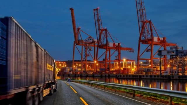 Expansão portuária no Paraná impulsiona o Transporte Rodoviário de Cargas