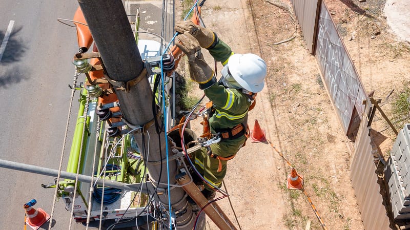 Operação Gatonet: Neoenergia Coelba leva ação para a remoção de cabos de telecomunicações para cinco municípios baianos Operação Gatonet: Neoenergia Coelba leva ação para a remoção de cabos de telecomunicações para cinco municípios baianos