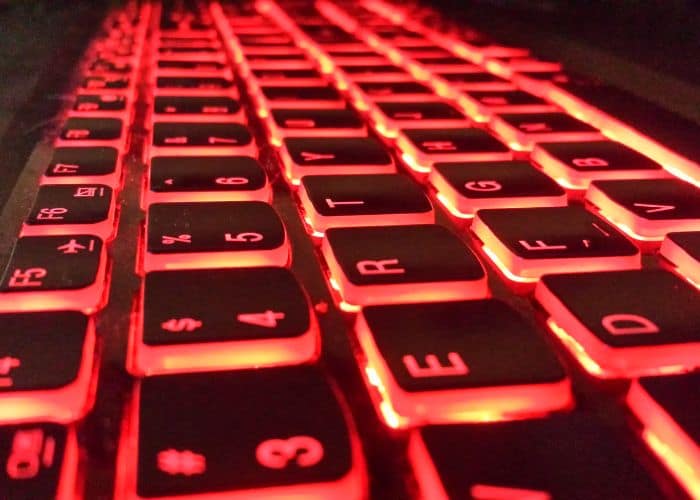Para professora de Direito Penal, criminalidade digital desafia estrutura penal brasileira 4 crescente onda de crimes ciberneticos