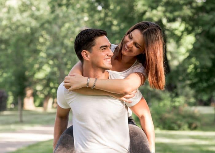 Golpe do Amor no Dia dos Namorados: Como a Data Favorita dos Casais Também Pode Esconder Riscos Digitais